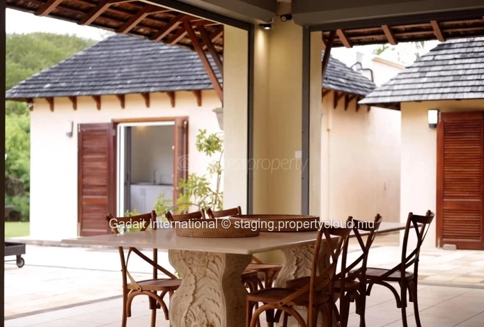 Exceptional Golf House for Sale