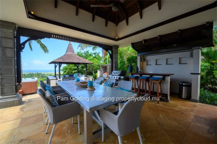 Fabulous home for entertaining – life your life outdoors.  