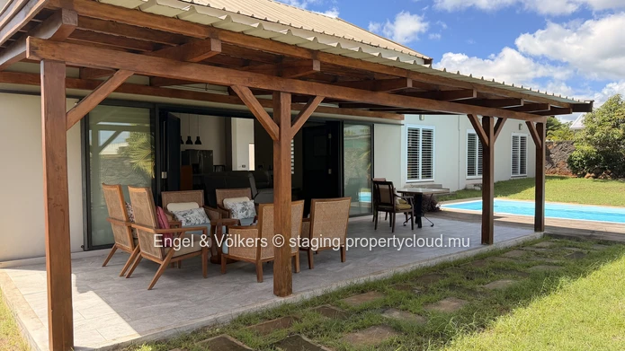 Elegant Villa with Private Pool in Balaclava