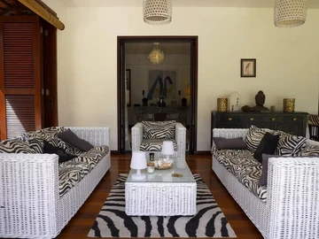 4 Bedroom Villa
