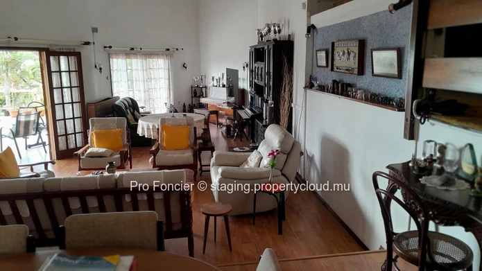 House in Floreal - Nice garden 