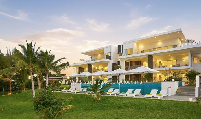 Cap Malheureux – 3-Bedroom Apartment with Shared Pool and Sea View