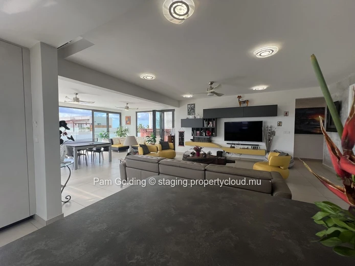 3 Bedroom Penthouse in La Preneuse, Tamarin