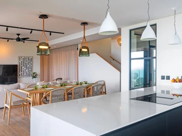 5 Bedroom Villa