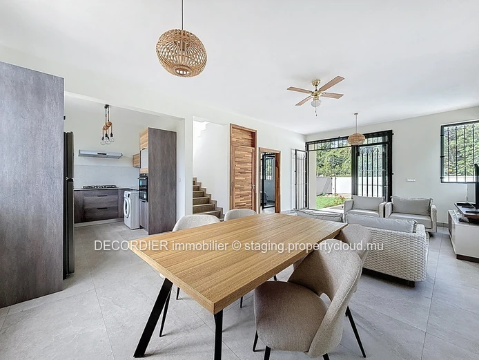 Modern villa with pool in a peaceful setting – Off-Plan sale