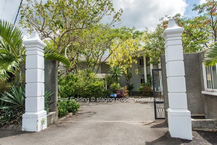 A Prestigious, Standalone Corporate Office Building.
