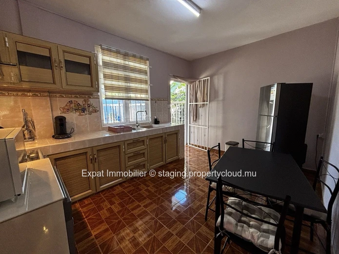 4-Bedroom House With Rooftop Near The Beach – Pereybere