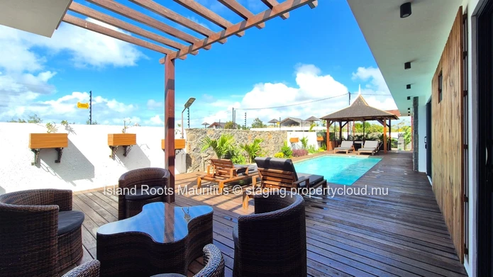 Grande Baie Chemin Vingt Pieds: 3-Bedroom House for Sale - Ideal for Families!