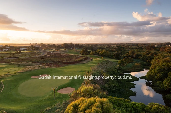 4-bedroom penthouse for sale | Azuri Ocean & Golf Village – Lagoon view
