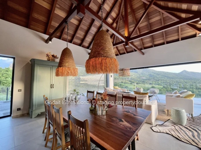 Luxury Villa at Domaine de Palmyre – Elegance, Space & Complete Autonomy