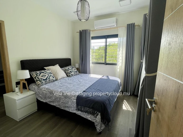 Péreybère - Modern 4-bedroom villa with private pool 