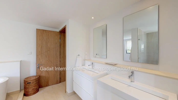 For Sale – Exceptional Penthouse in a High-End Beachfront Residence, Rivière Noire | Mauritius