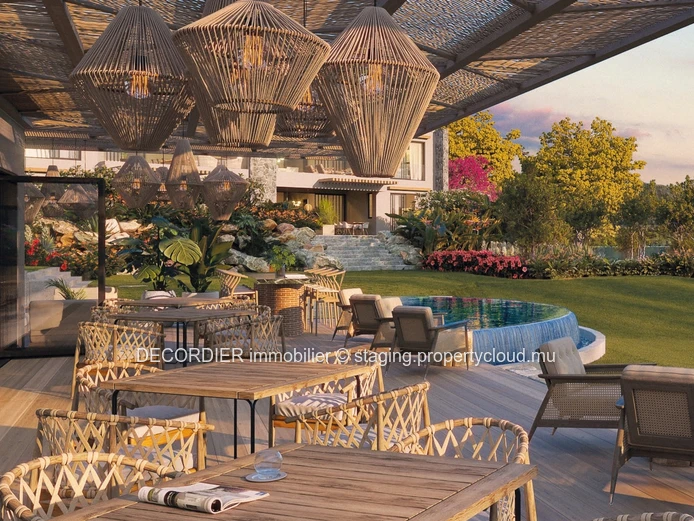 Vue mer, Penthouse de prestige, pieds dans l'eau, accessibles aux acheteurs étrangers.