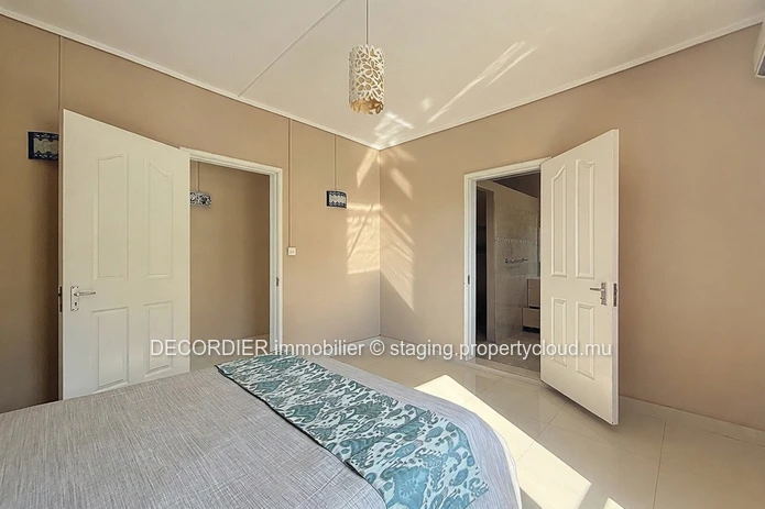 Maison en duplex à louer – Trou aux Biches