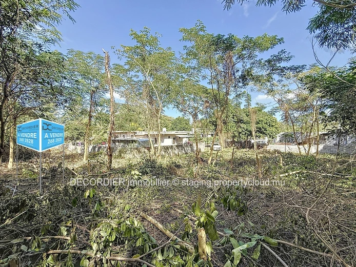 Residential land for sale – Calebasses