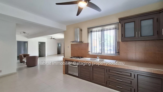 Maison non meublée pour grande famille / investissement locatif