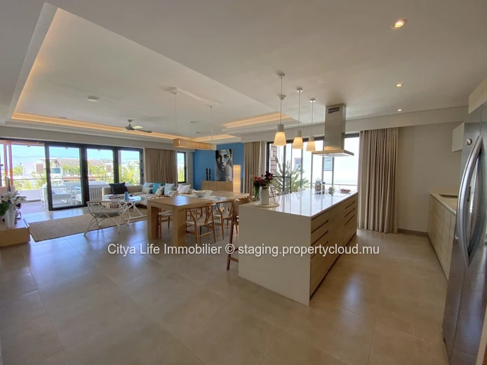 Luxury Penthouse with Pool Access in Mon Choisy, 152m², Furnished, Close to Golf Course & Shops, Secure Parking - 620k €