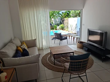 3 Bedroom Townhouse, Duplex