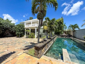 4 Bedroom Villa