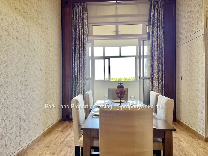 Penthouse de luxe 4 Chambres avec terrasse panoramique à Curepipe