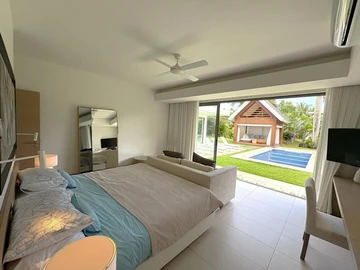4 Bedroom Villa