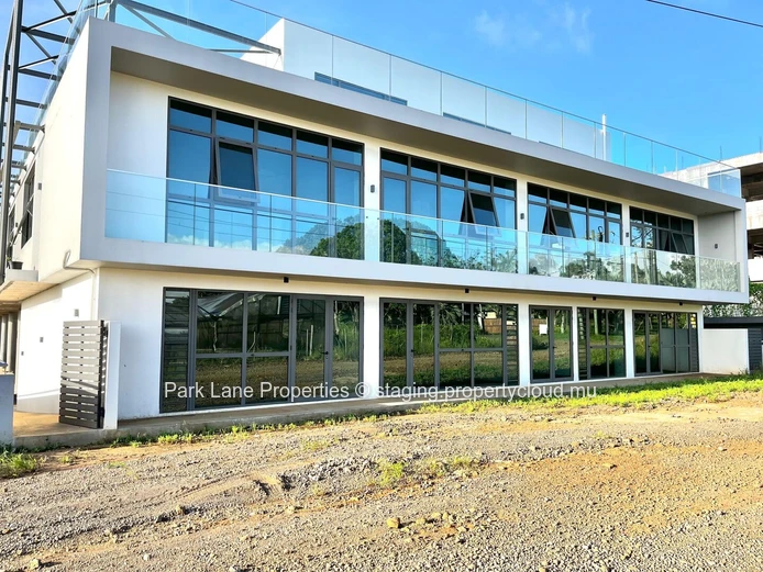 Prime Retail Space in Vivea Business Park: Your Gateway to Smart City Commerce