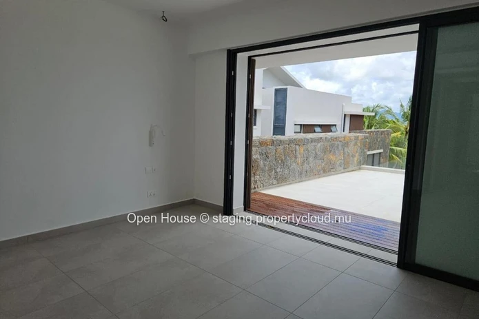 Luxurious Penthouse with Stunning Views in Belle Vue Harel - 508m² Living Space, Communal Pool, and More! Rs 75M