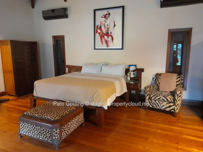 Pointe aux Canonniers – House for sale – Pam Golding Mauritius