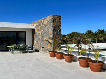 4 Bedroom Villa