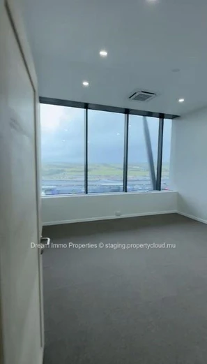 190 Sqm Office For Rent In The Center Of Ebene – Mauritius