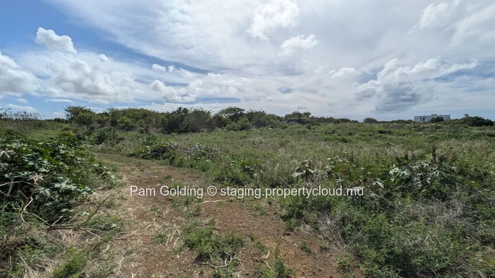 Grand Gaube – Terrain à vendre – Pam Golding Mauritius