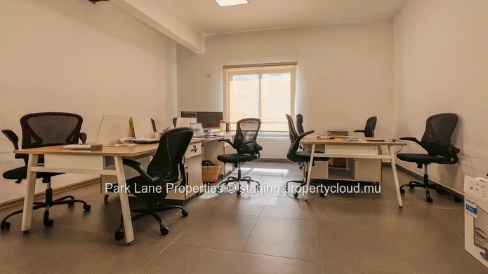 Modern office space for rent in a high-end complex in Moka