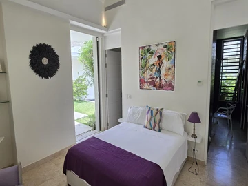 5 Bedroom Villa