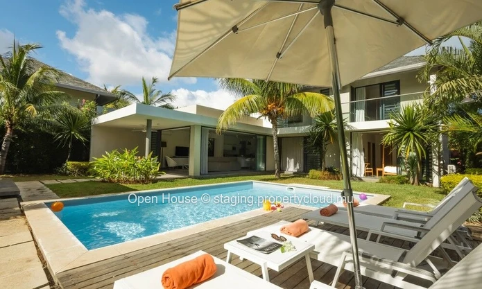 PDS villa for sale in Rivière Noire - Black River, 224m², land of 372m², 3 bedrooms, private pool, Prestige, €.