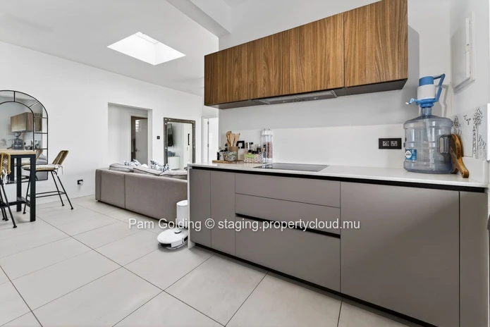 Penthouse immaculé et meublé à Tamarin