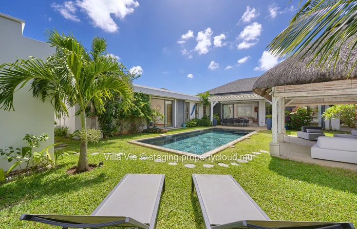 Grand Baie - Beautiful 4-bedroom en-suite villa, pool and gazebo