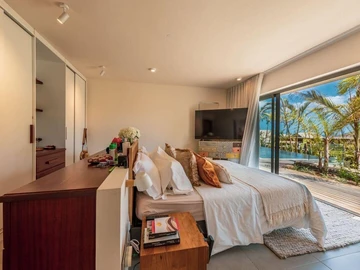 4 Bedroom Villa