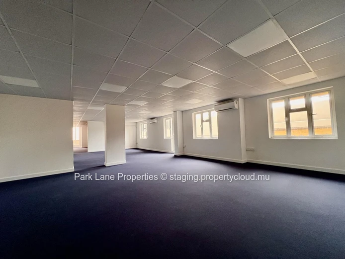 Office space in Quatre Bornes – Ideal for immediate business setup