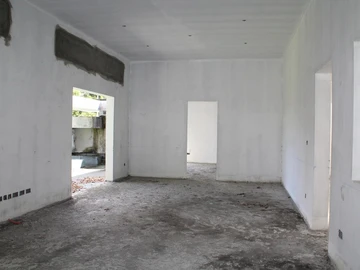 5 Bedroom Villa