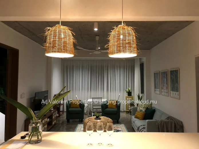 Grande Maison 9 Chambres à Vendre à La Gaulette