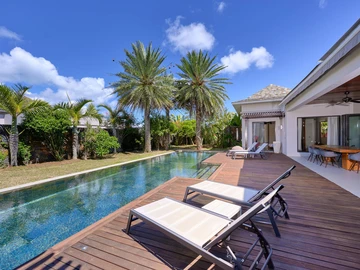 4 Bedroom Villa