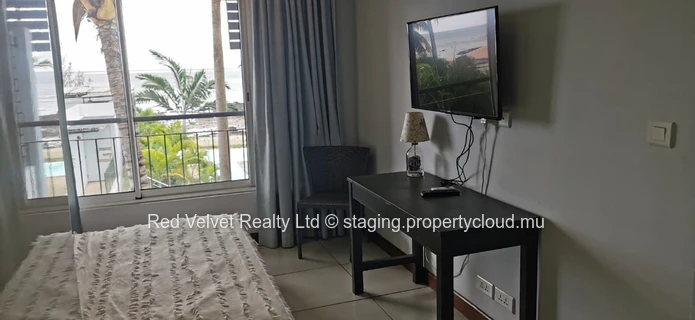 VENTE URGENTE : Appartement de 3 chambres clés en main en bord de mer à Pointe aux Biches
