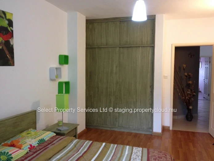 Furnished Modern Apartment for rent in Trianon, Quatre Bornes 