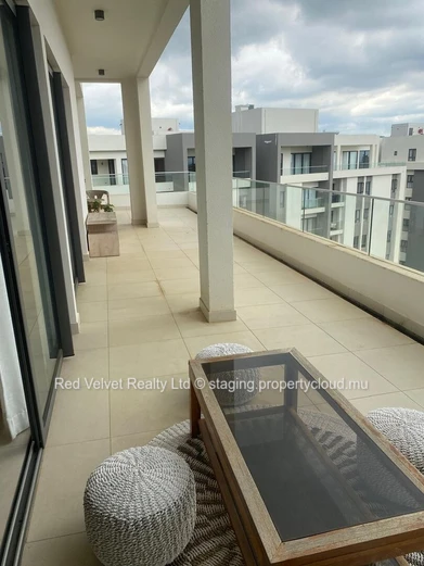 Penthouse de luxe meublé 3 chambres près du centre commercial Tribeca – Moka | Rs 32M