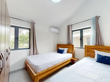 7 Bedroom Apartment