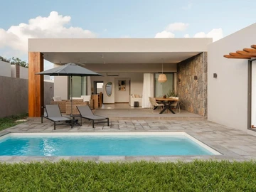 4 Bedroom Villa