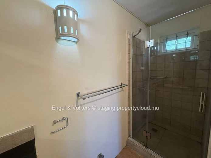 For Sale - Elegant 4-Bedroom house in Tamarin