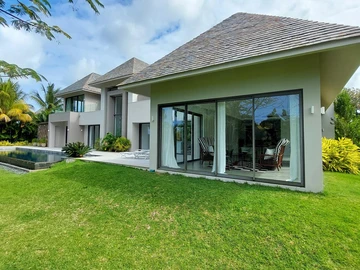 4 Bedroom Villa