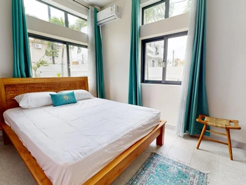 7 Bedroom Apartment