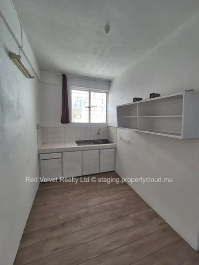  Office for Rent in Quatre Bornes